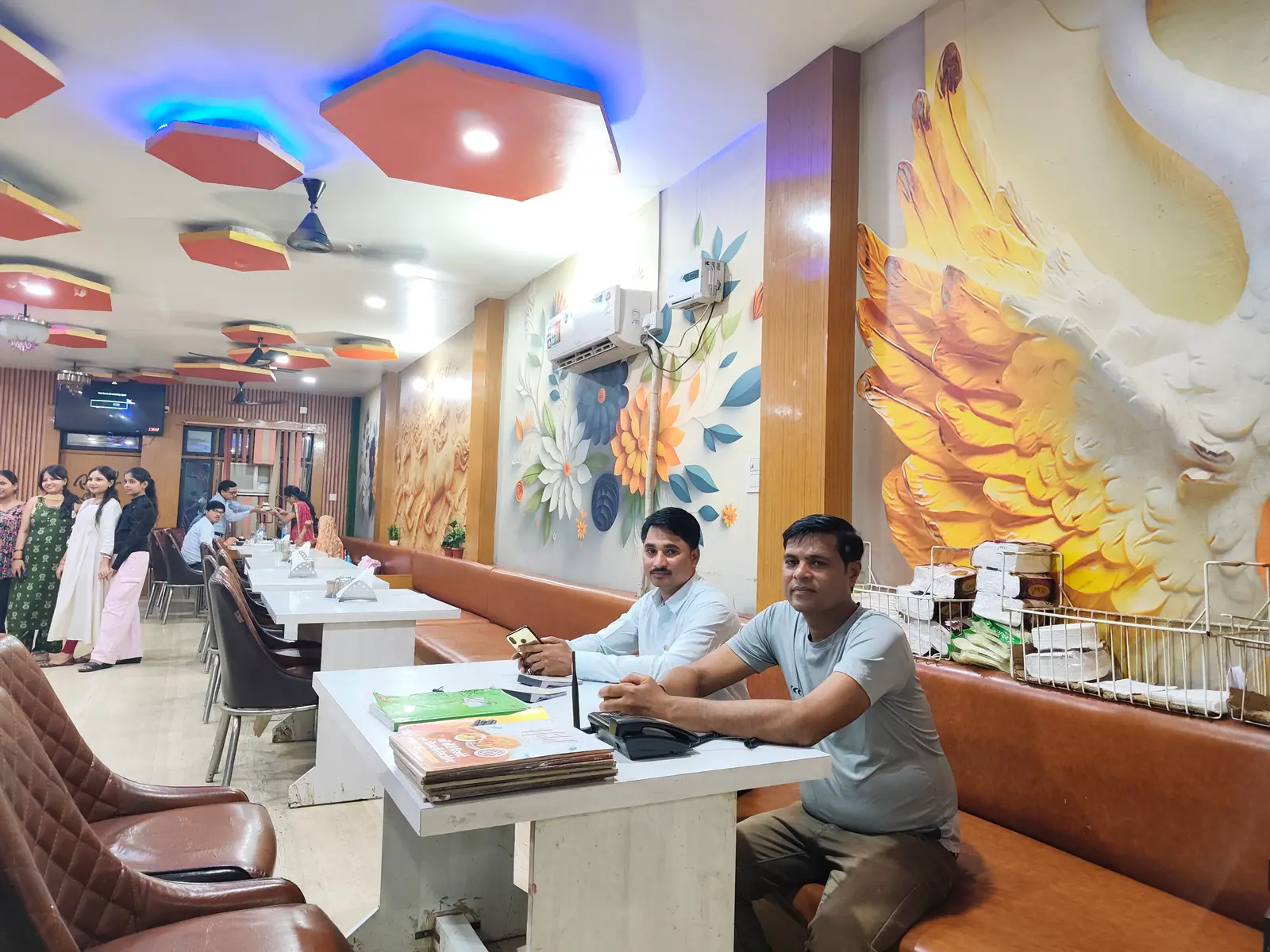 पारिवारिक भोजन स्थान